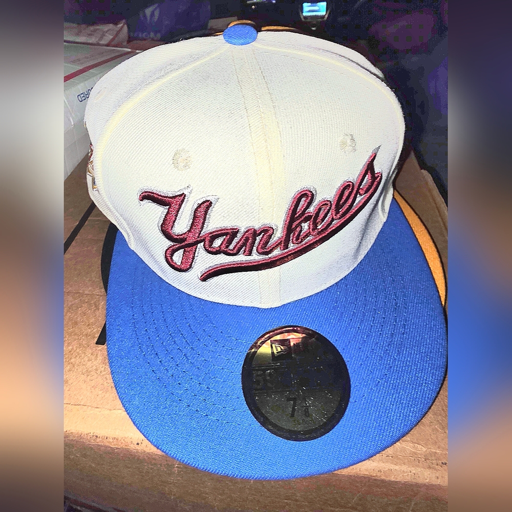 Brand New New Era New York Yankees Fitted Cap Size 7 1/8